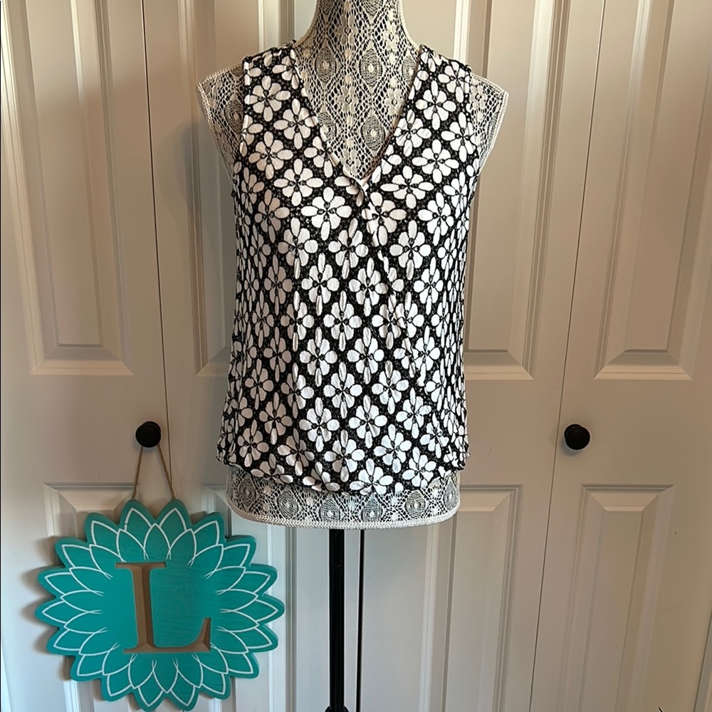 Mauve Black and White Sleeveless Wrap Blouse